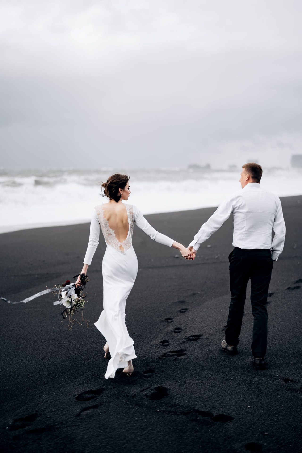 wedding elopement photographer, iceland