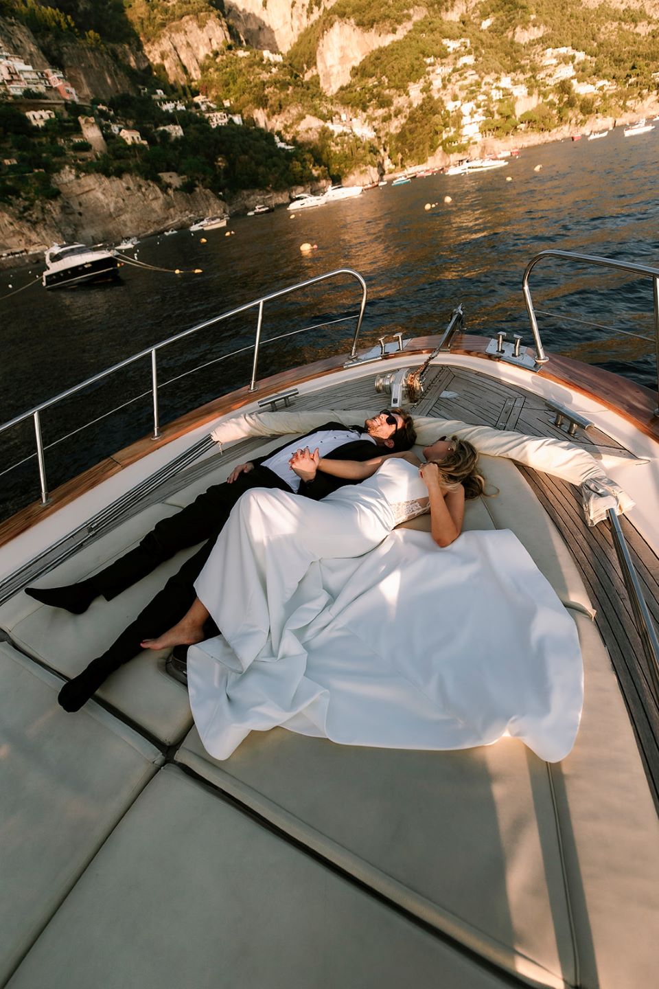 elopement in Positano ravello and Amalfi,boat in amalfi coast