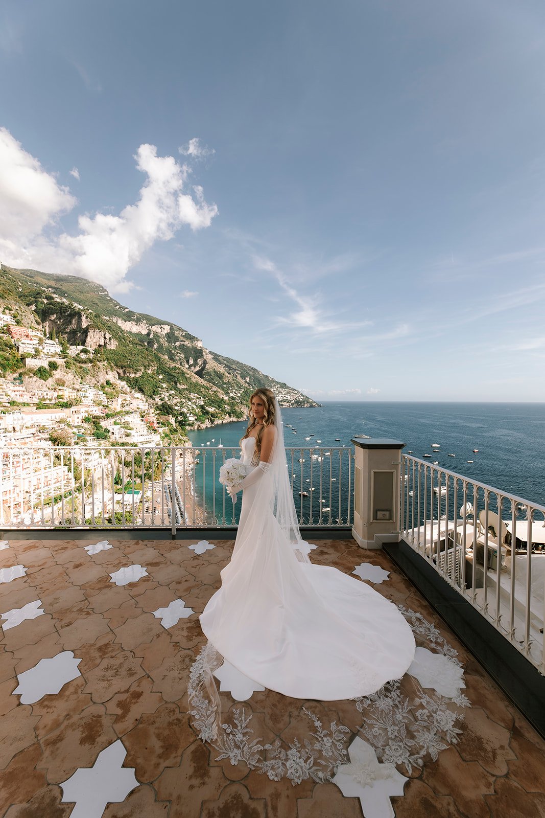 Positano wedding elopement, bride and groom, boat Positano,  vintage car Positano, Elopement photographer Amalfi Coast 