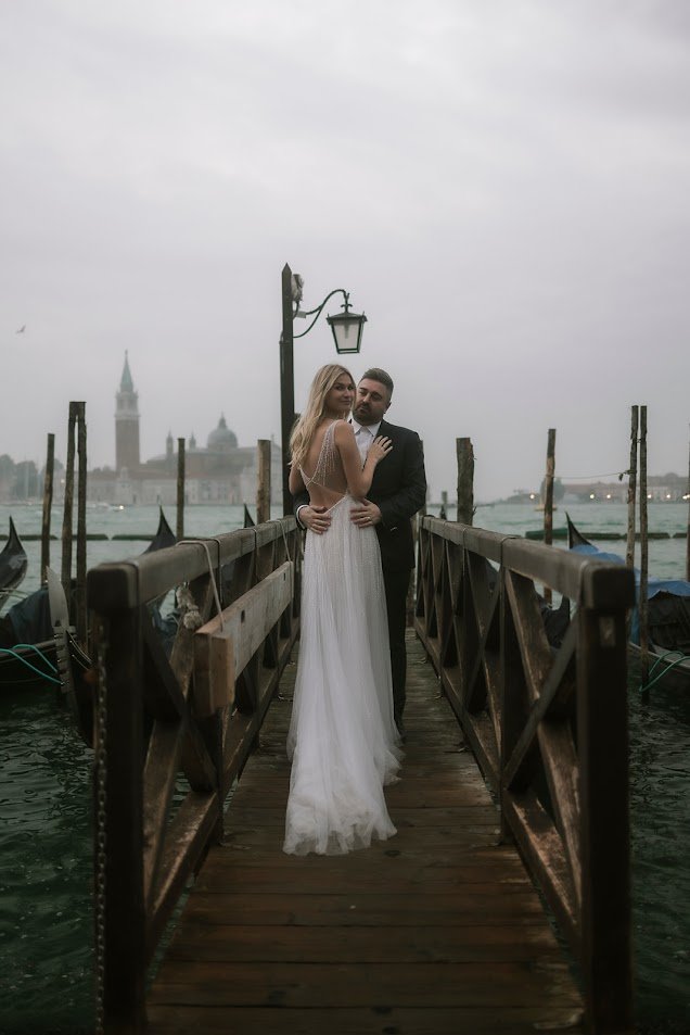 Elopement photographer Italy - Venice