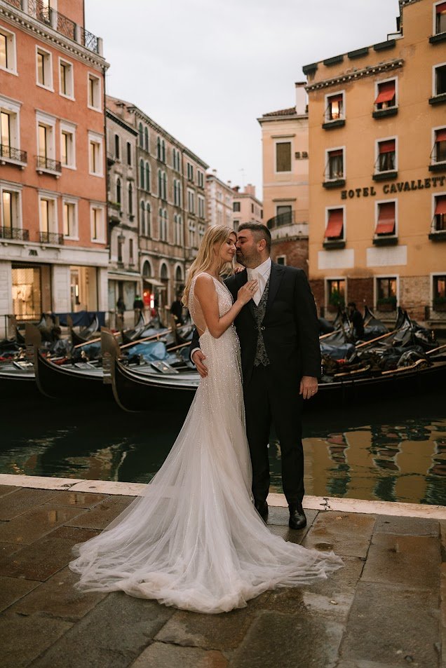 Elopement wedding photographer Italy - Venice