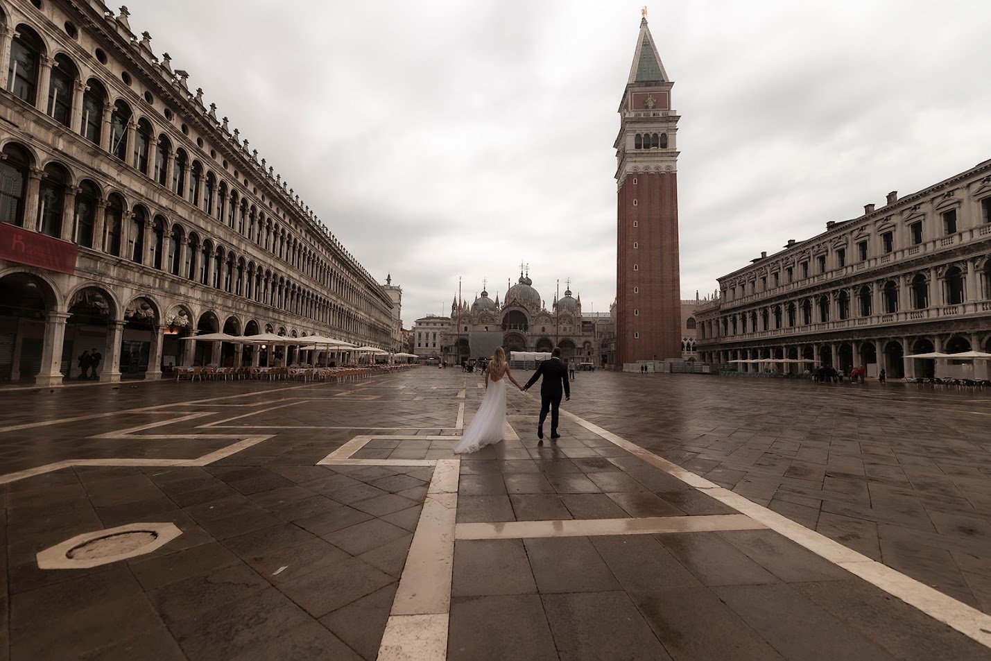 Elopement photographer Italy - Venice