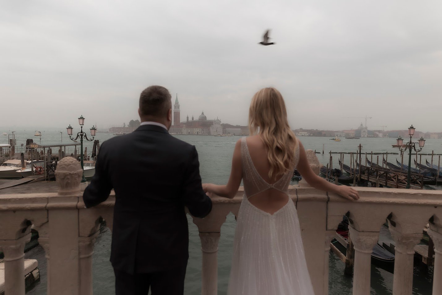 Elopement photographer Italy - Venice