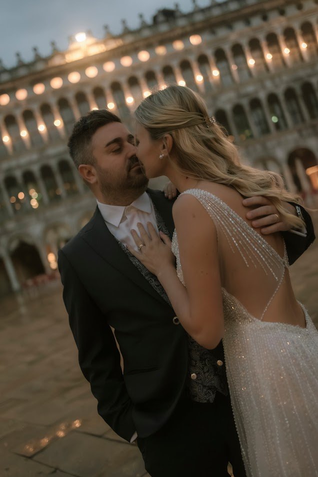 Elopement photographer Italy - Venice