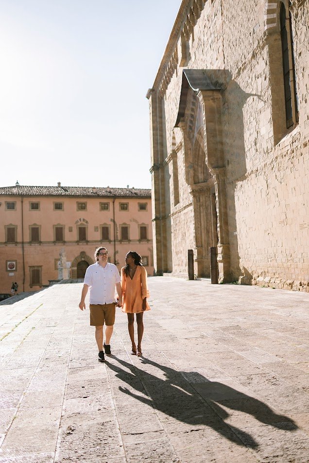 Tuscany engagement photographer
