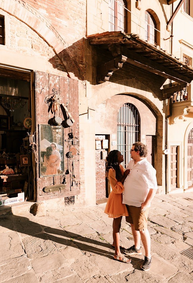 Tuscany engagement photographer