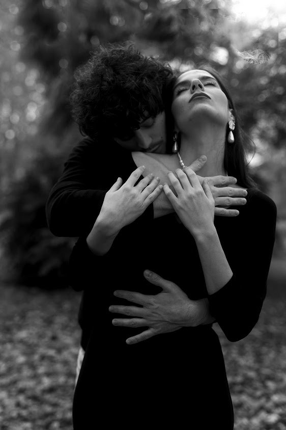 patricia lynch elopement photographer Europe
