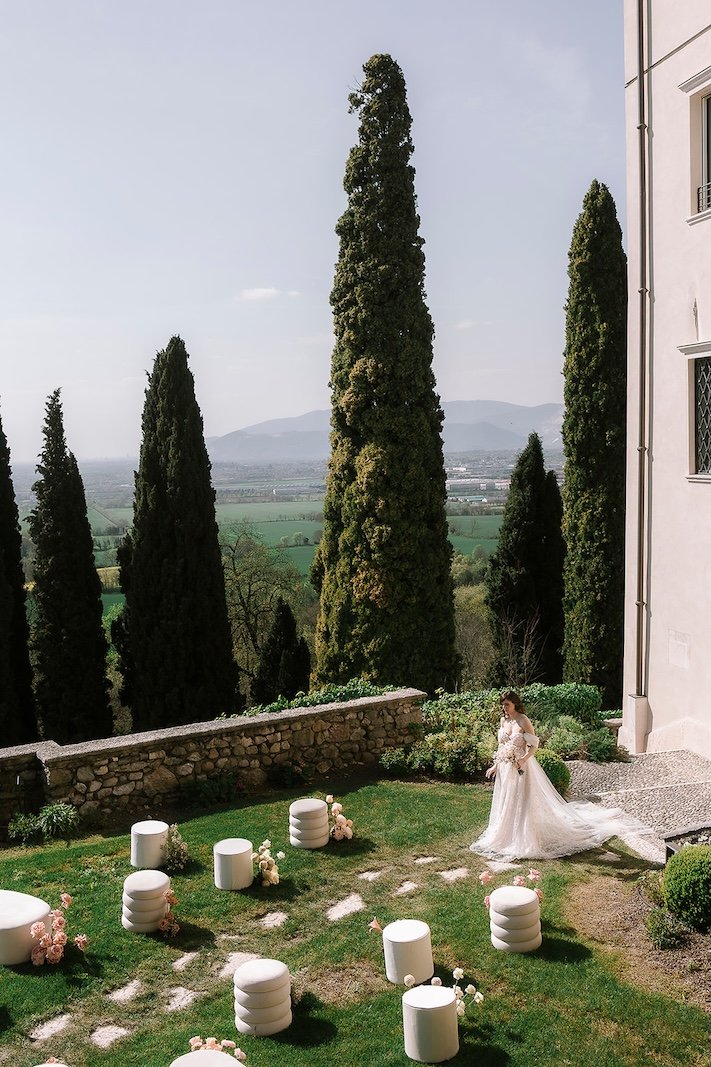 Matrimonio intimo di lusso Lago di Garda - Intimate wedding photographer Italy and Europe - Elopement Photography
