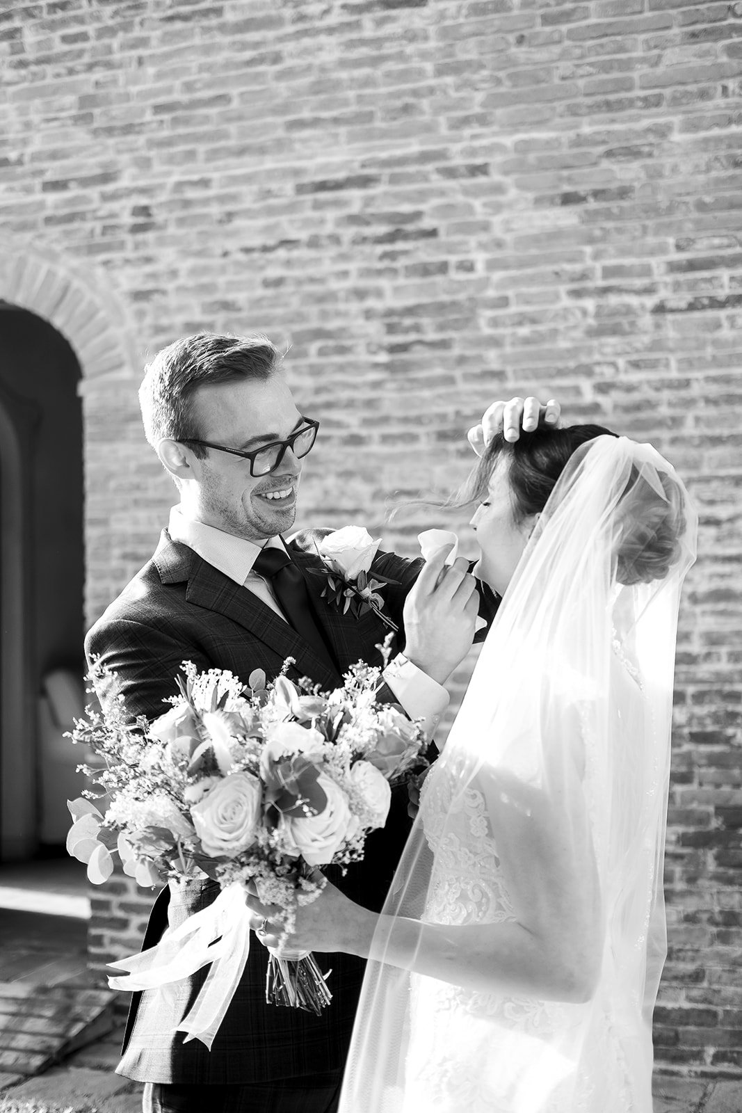 destination wedding photographer - Tuscany Italy - Tuscany venue 